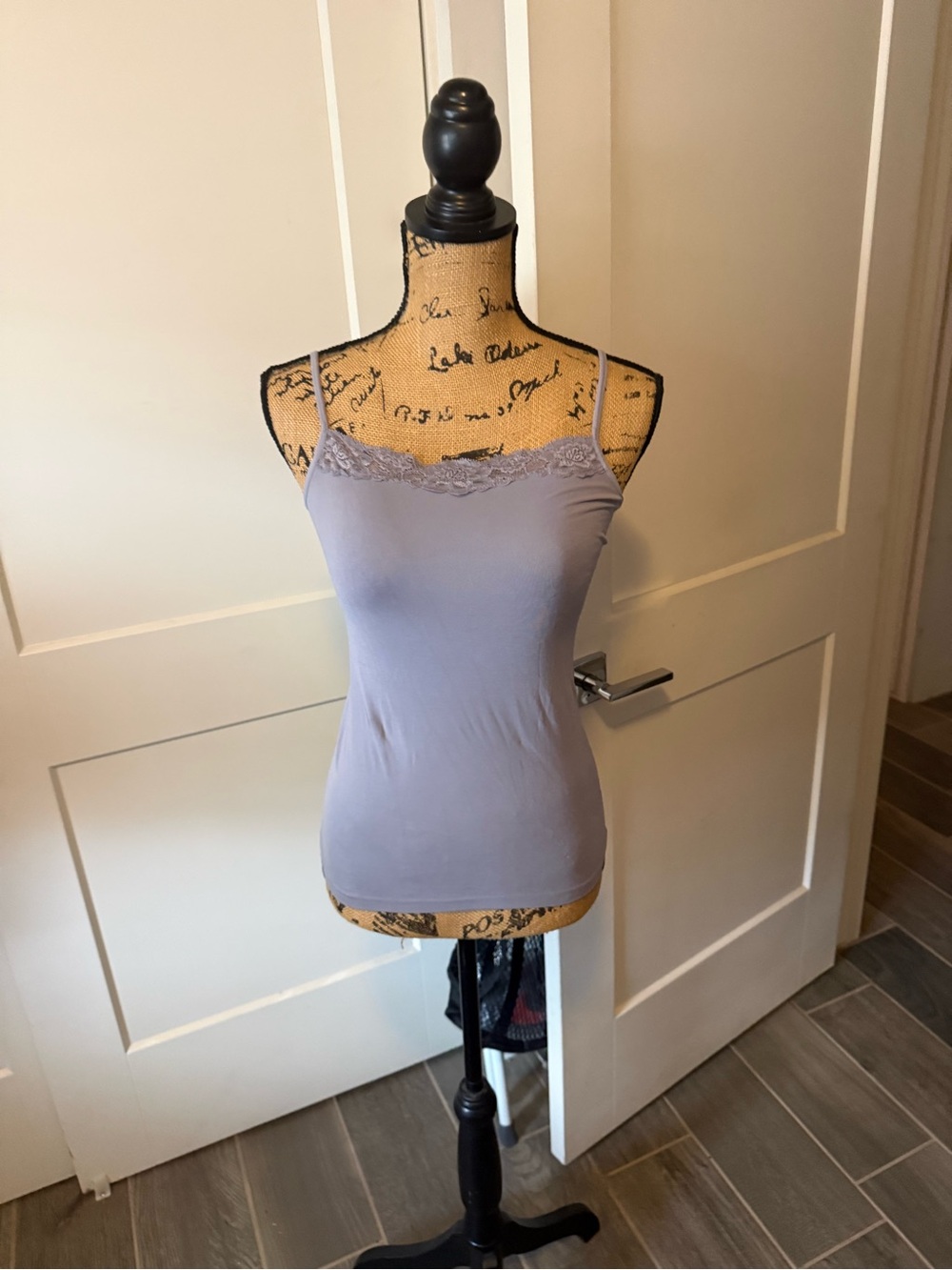 Lace Trim Spaghetti Strap Cami in Dusty Lavender